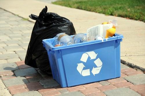 Construction site using an enclosed lockable skip for debris